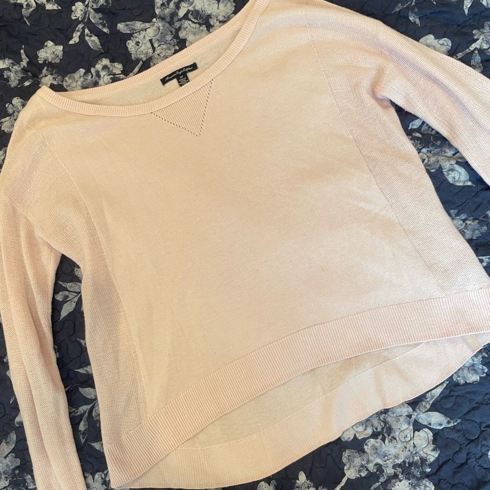 American Eagle Outfitters Light Pink Crew Neck Sweater